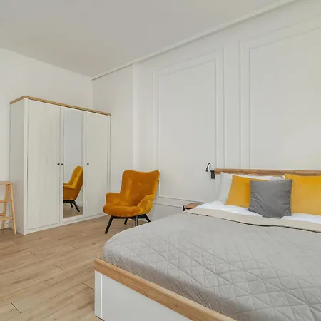 Apartment Elegant Near To The Centre Of By Rent Like Poznan