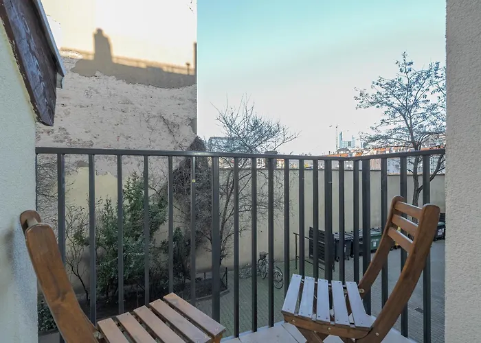 Elegant Near To The Centre Of By Rent Like Апартаменты