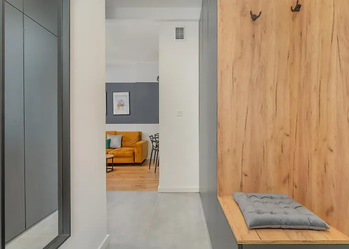 Elegant Near To The Centre Of By Rent Like Апартаменты *